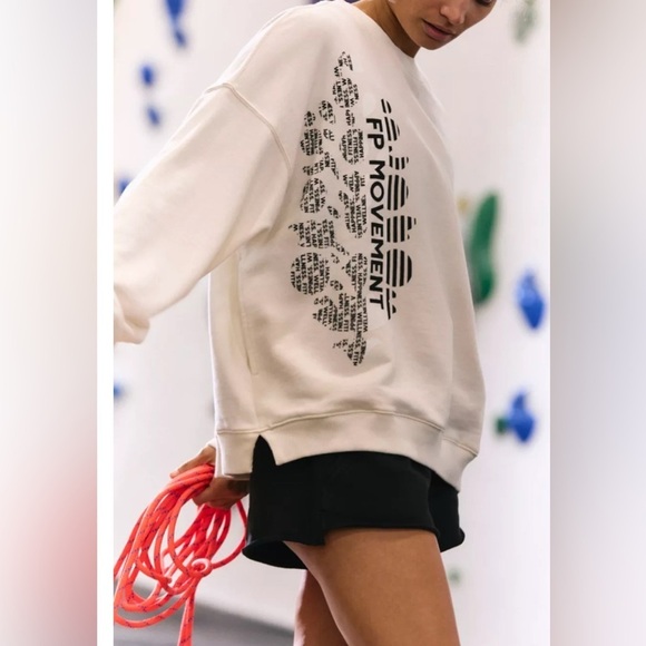Free People Movement All Star Logo Pullover-Ivory/black size Medium NWT - Picture 12 of 12